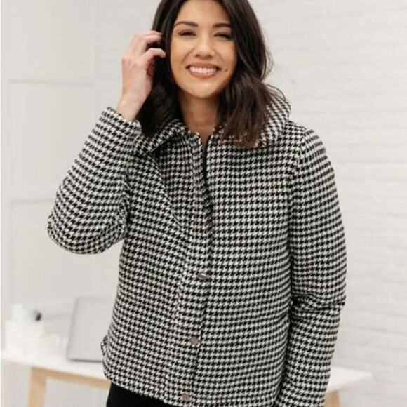 Andree by Unit Jacket Womens M Black White Houndstooth Puff Jacket‎ NEW - Picture 1 of 12
